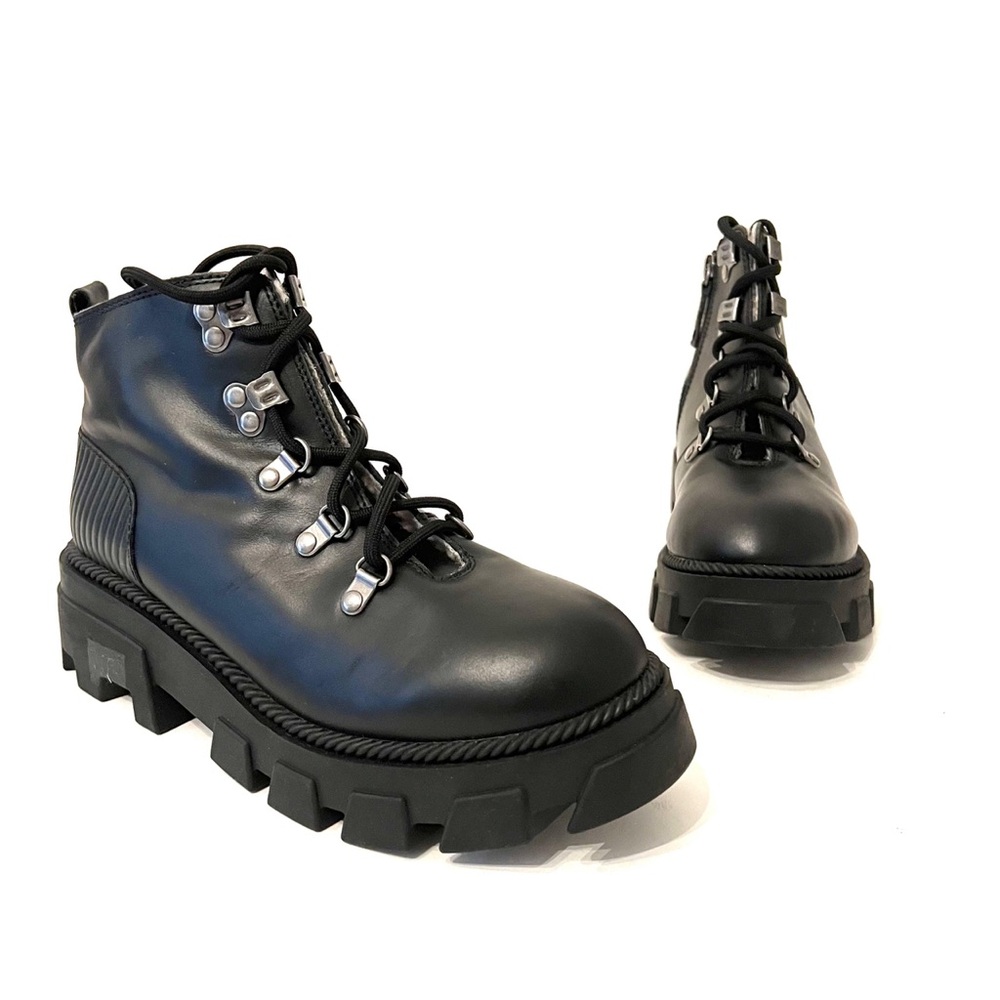 KELSI DAGGER BROOKLYN BRONX GL LACE UP LUG ANKLE BOOTS BLACK 9.5